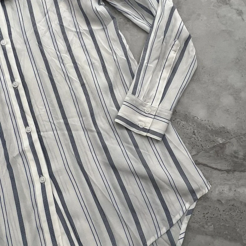 Elizabeth And James Womens Size M Blue White Stripe Tie Neck Button‎ Down Shirt - Picture 4 of 9